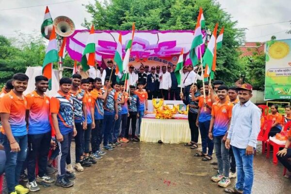 Kargil victory day celebrated in paranda.