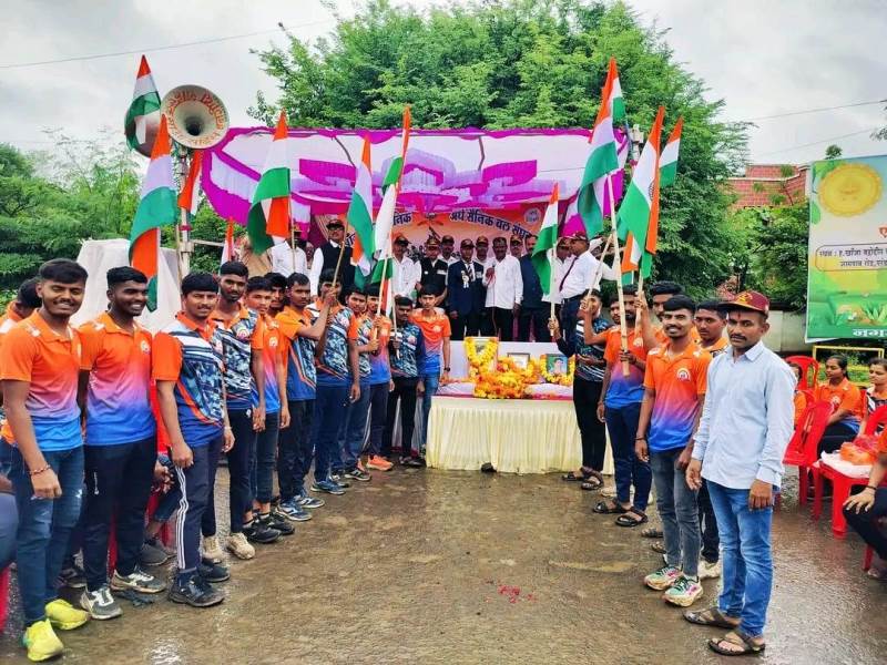 Kargil victory day celebrated in paranda.